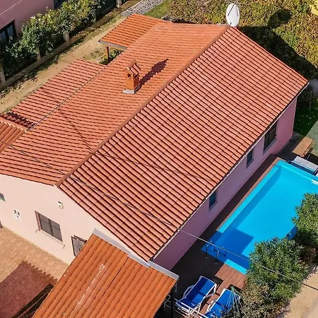 Holiday House With A Swimming Pool Fazana - 11396 *